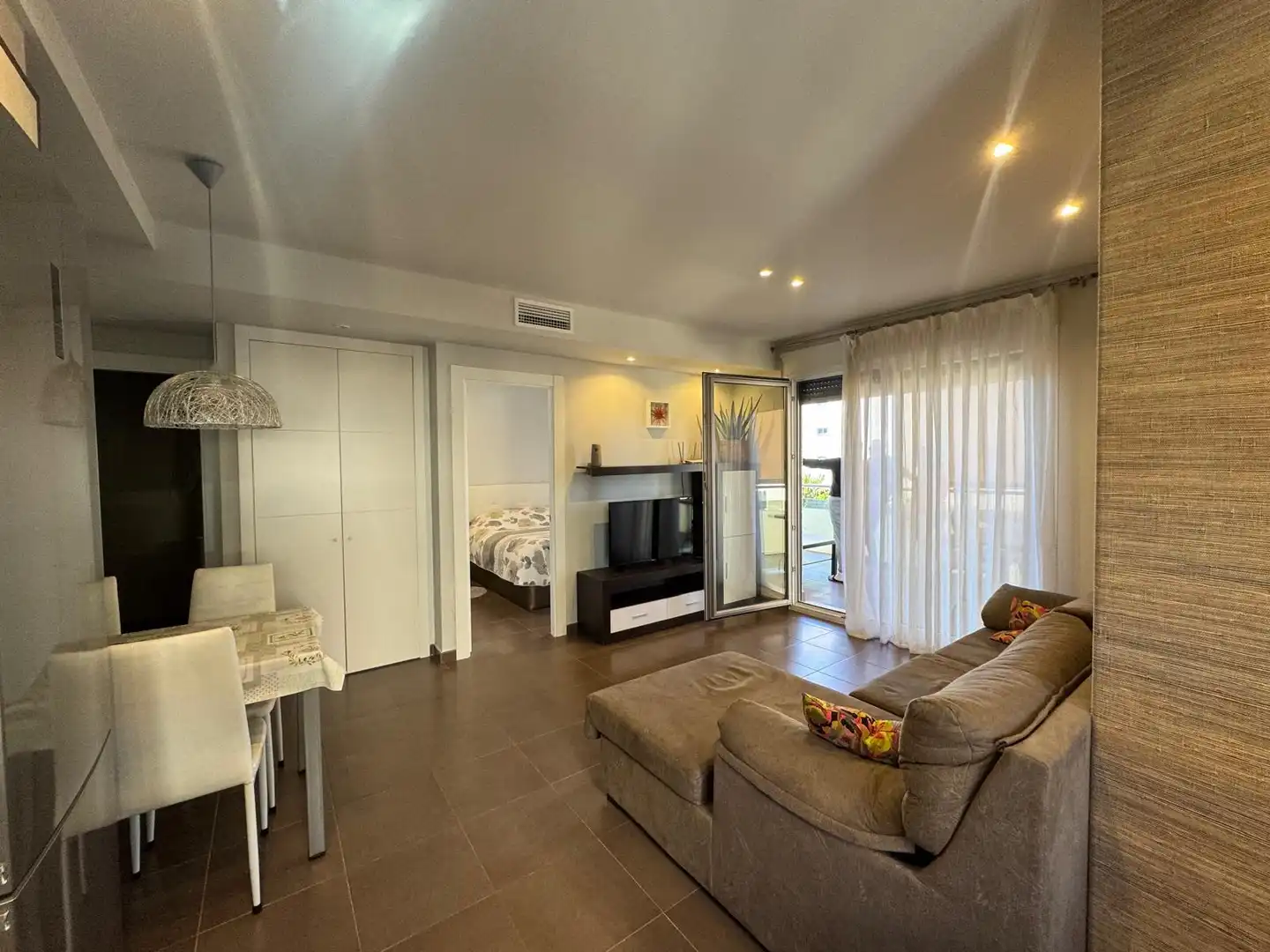 Flat with pool for sale in Campello Playa, imagen 3