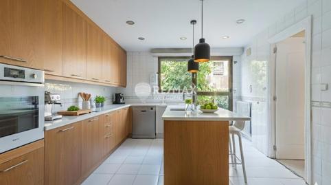 Foto 3 de Casa adosada en venda a Julián Hernández, Conde Orgaz - Piovera, Madrid