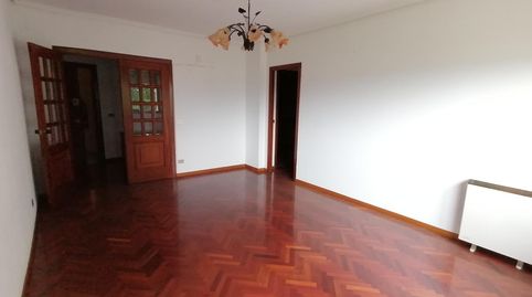 Foto 4 de Piso en venta en Tui, Pontevedra
