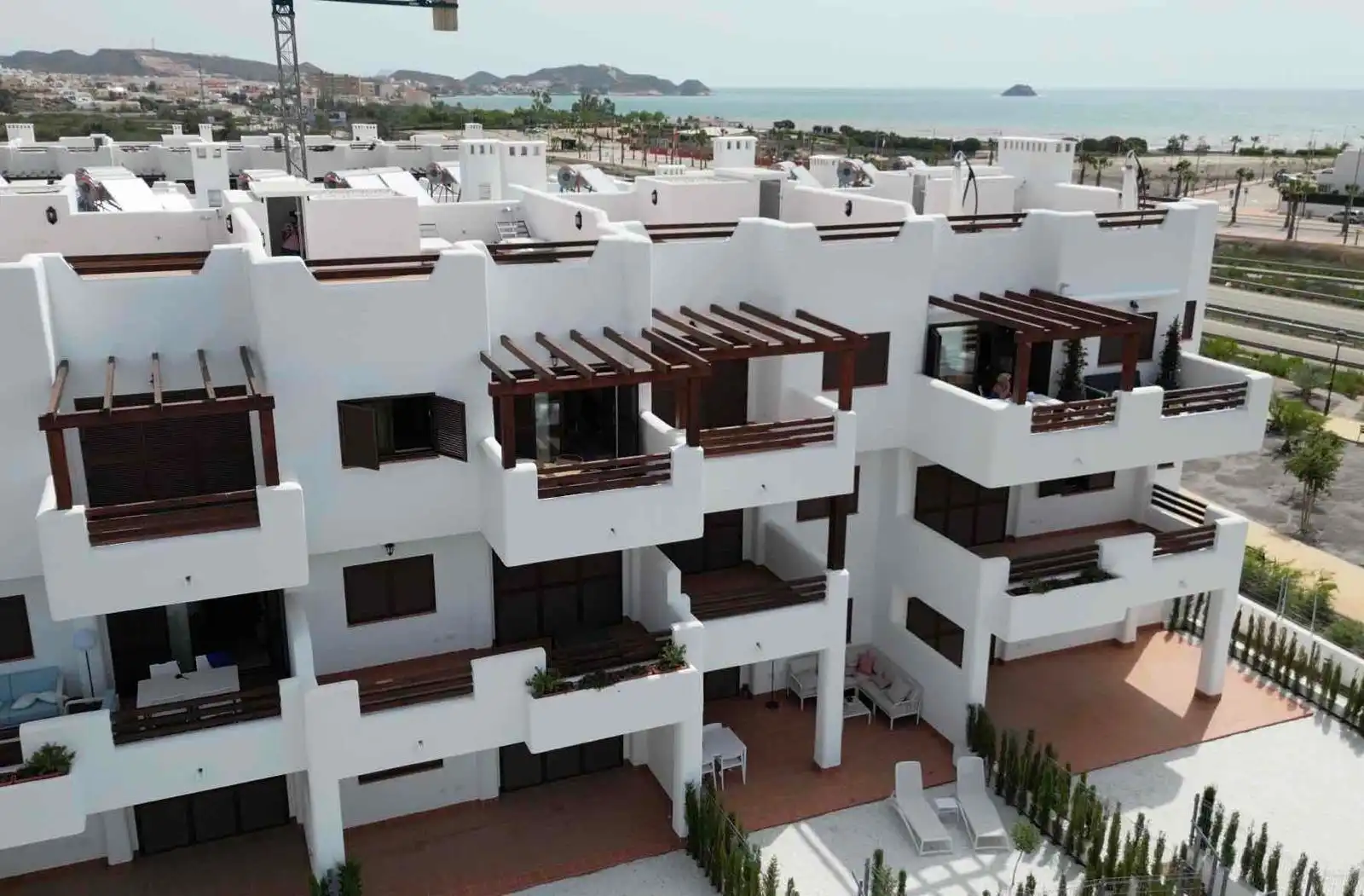 Außenansicht von Wohnung zum Verkauf in Pulpí mit Klimaanlage, Terrasse und Schwimmbad