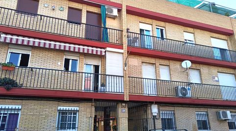 Foto 2 de Piso en venta en San Juan de Aznalfarache, La Pañoleta, Camas