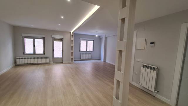 Piso en Venta en Calle de San Andrés, 30 en Casco Antiguo