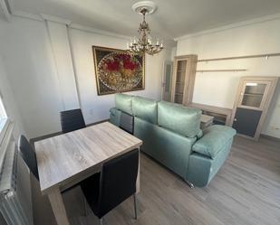 Living room of Flat to rent in Salamanca Capital  with Heating, Furnished and Balcony