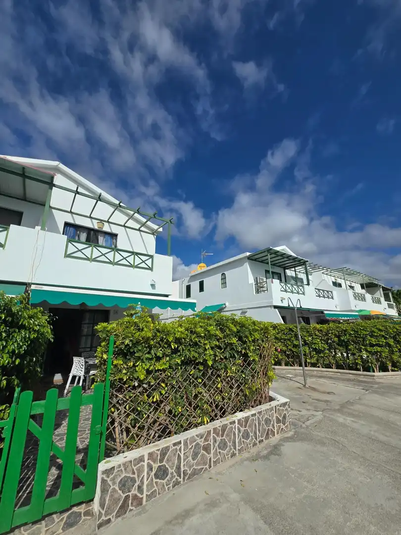 Exterior view of Duplexes for rent in San Bartolomé de Tirajana  with Terrace