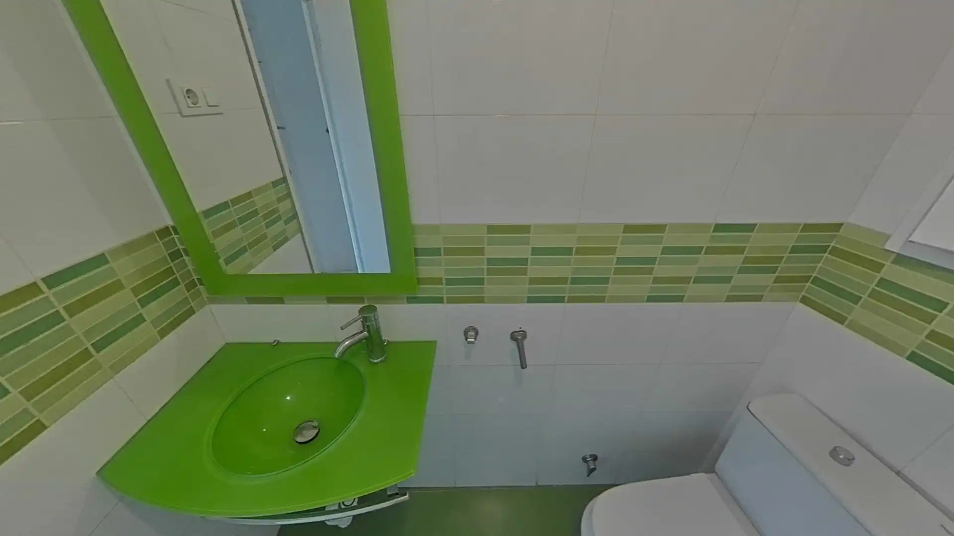 Bathroom of Flat for sale in San Martín de Valdeiglesias  with Terrace