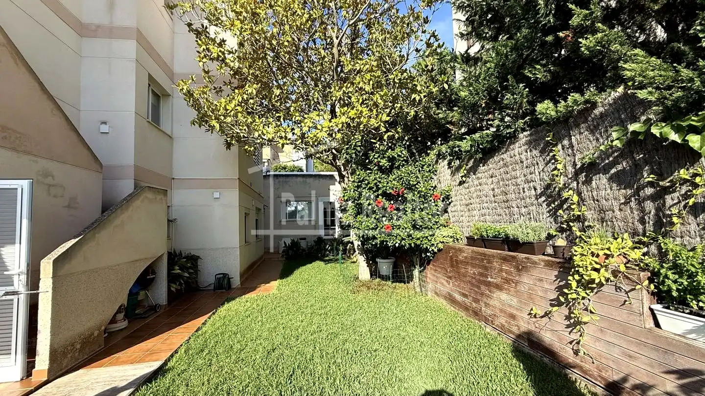 Jardí de Dúplex en venda en  Palma de Mallorca amb Aire condicionat, Calefacció i Jardí privat