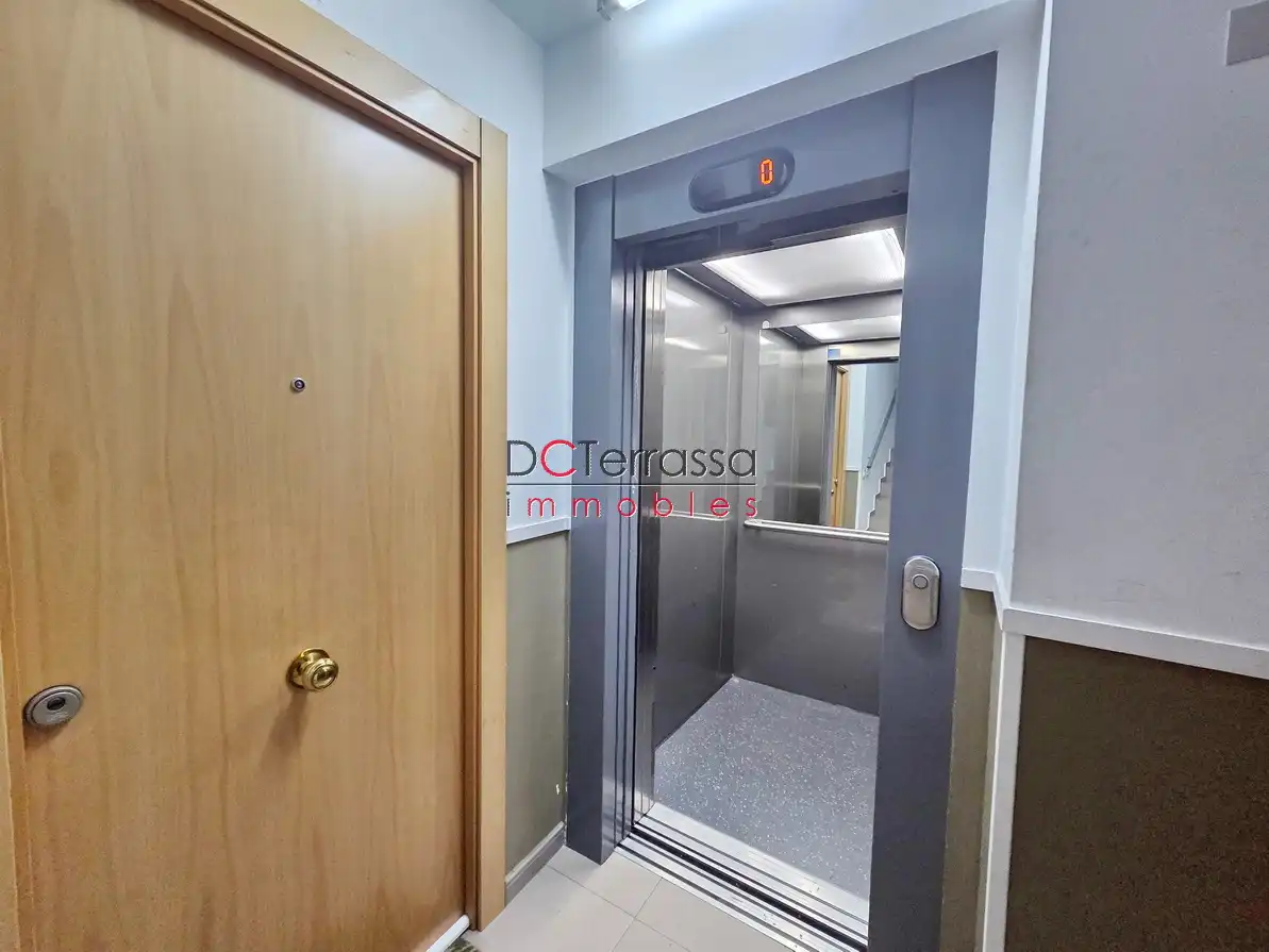 Flat with lift for sale in Centre, imagen 15
