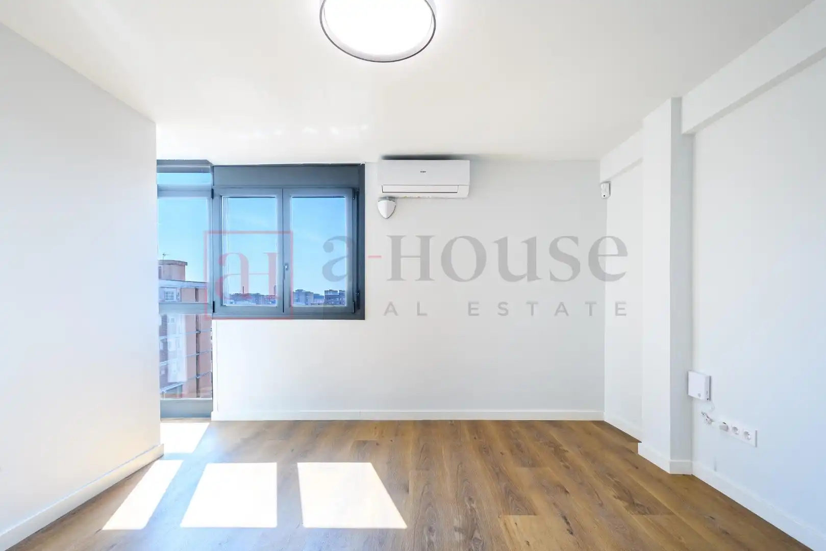 Habitación de Piso en venta en Barcelona con Aire acondicionado, Calefacción y Parquet