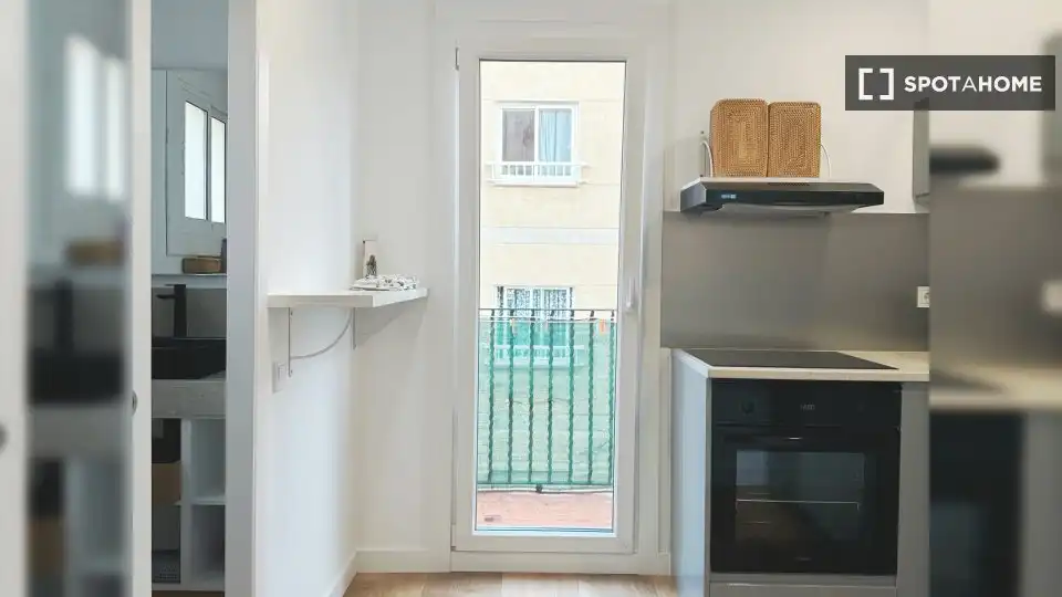 Terrassa de Pis de lloguer en Barcelona amb Aire condicionat, Calefacció i Moblat