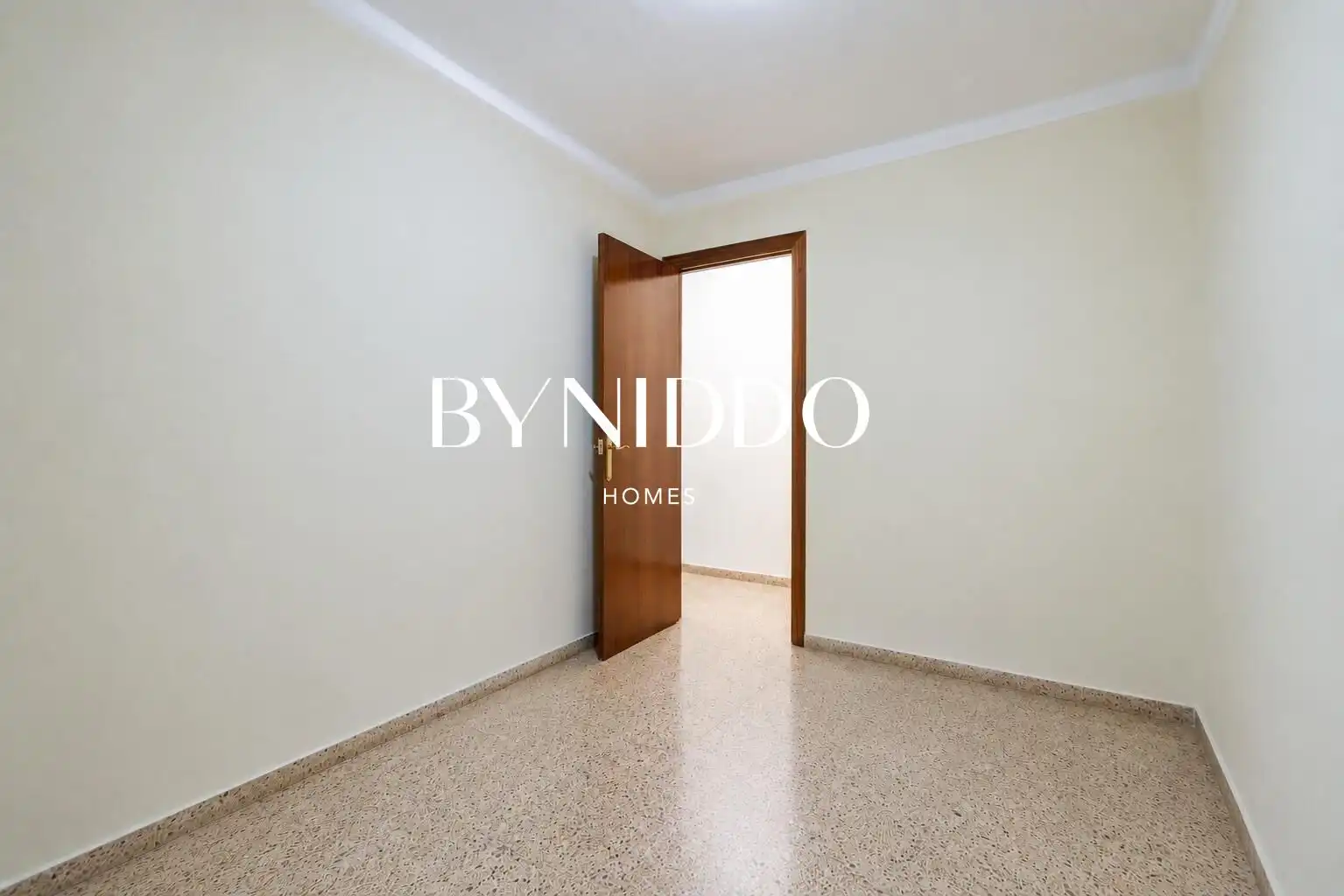 Habitación de Piso en venta en Sant Cugat del Vallès con Aire acondicionado, Calefacción y Amueblado
