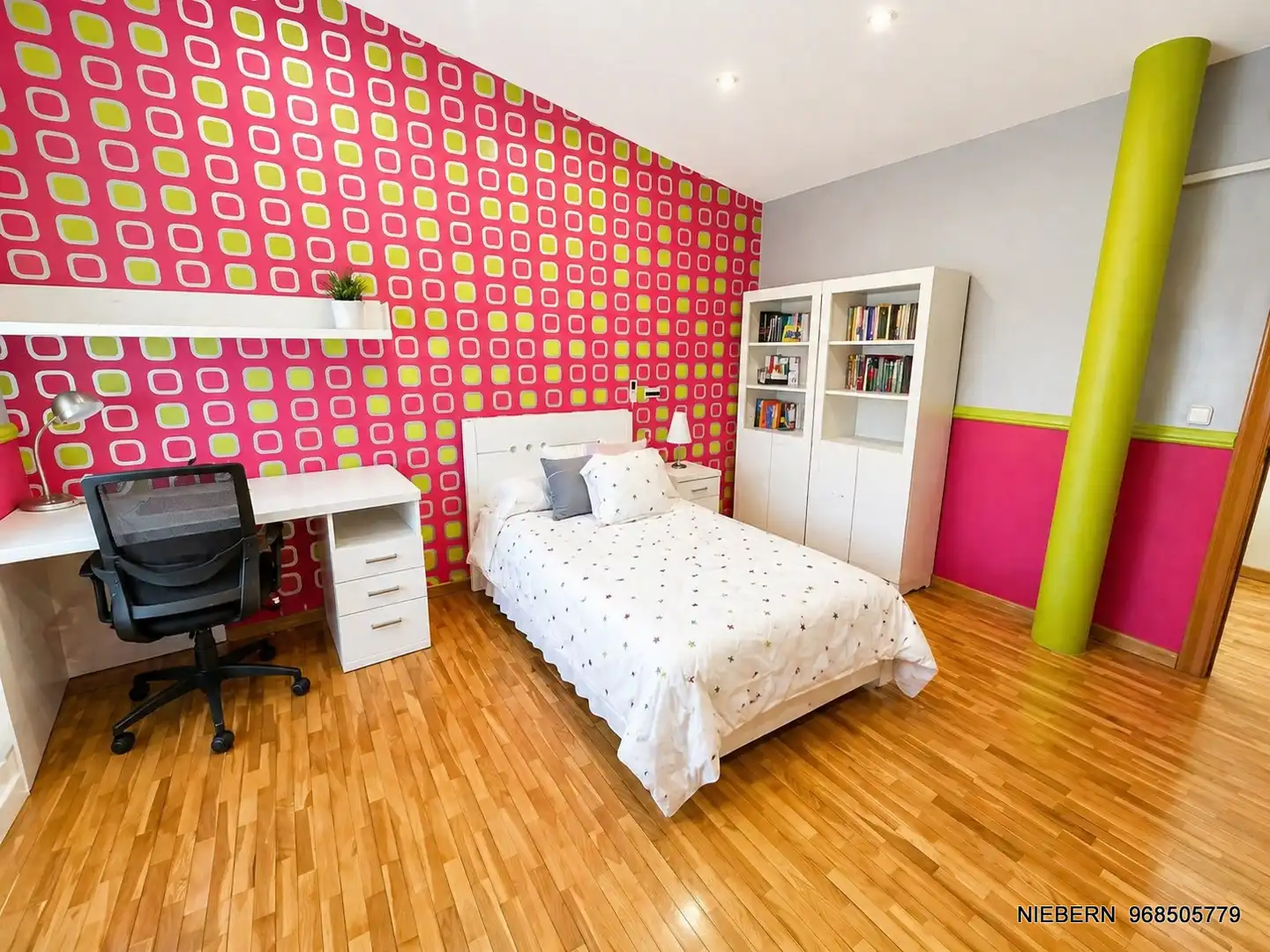 Habitación de Casa o chalet en venta en Cartagena con Aire acondicionado, Calefacción y Jardín privado