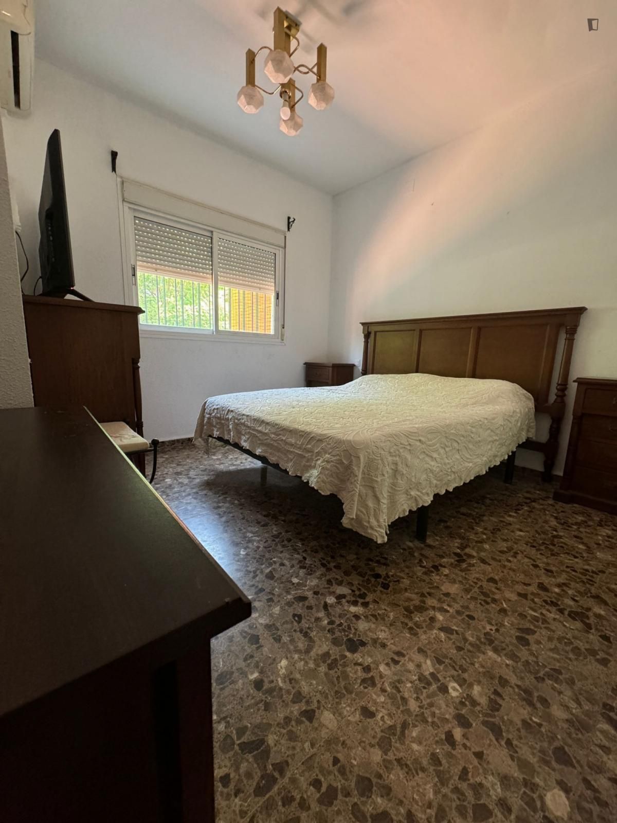 Casa o chalet para compartir en San Jerónimo - La Bachillera