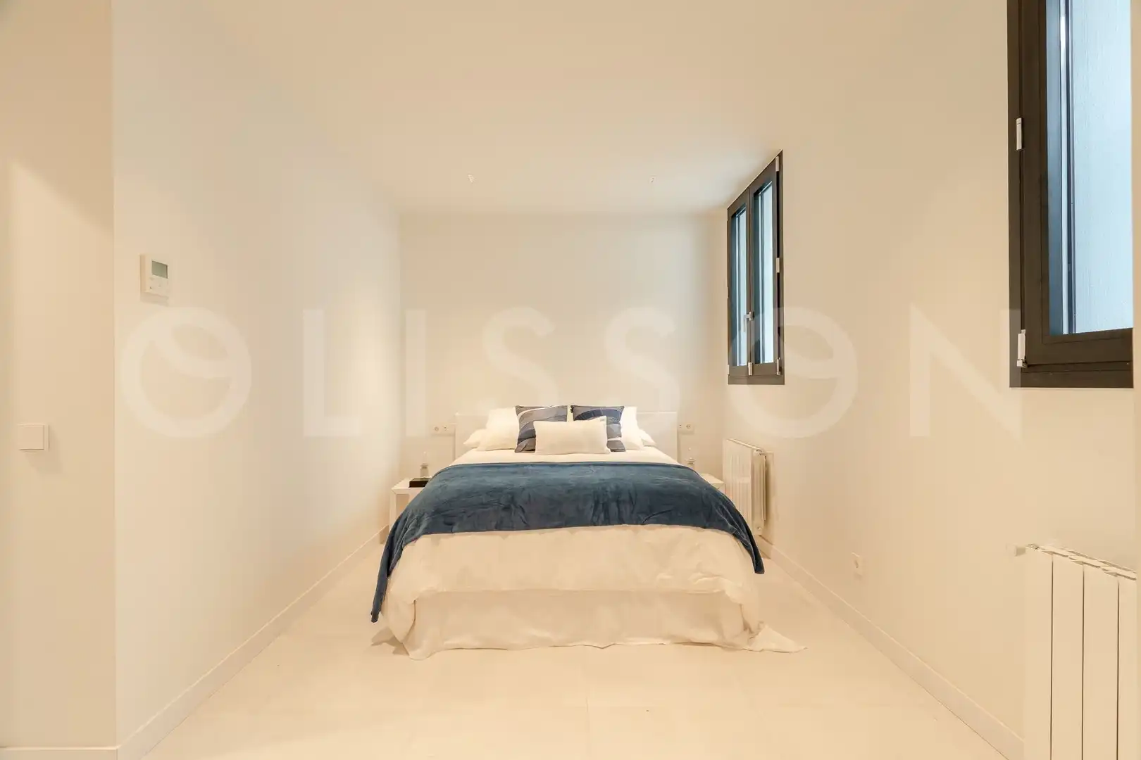 Bedroom of Houses for sale in Madrid  with Air Conditioner, Heating and Private garden
