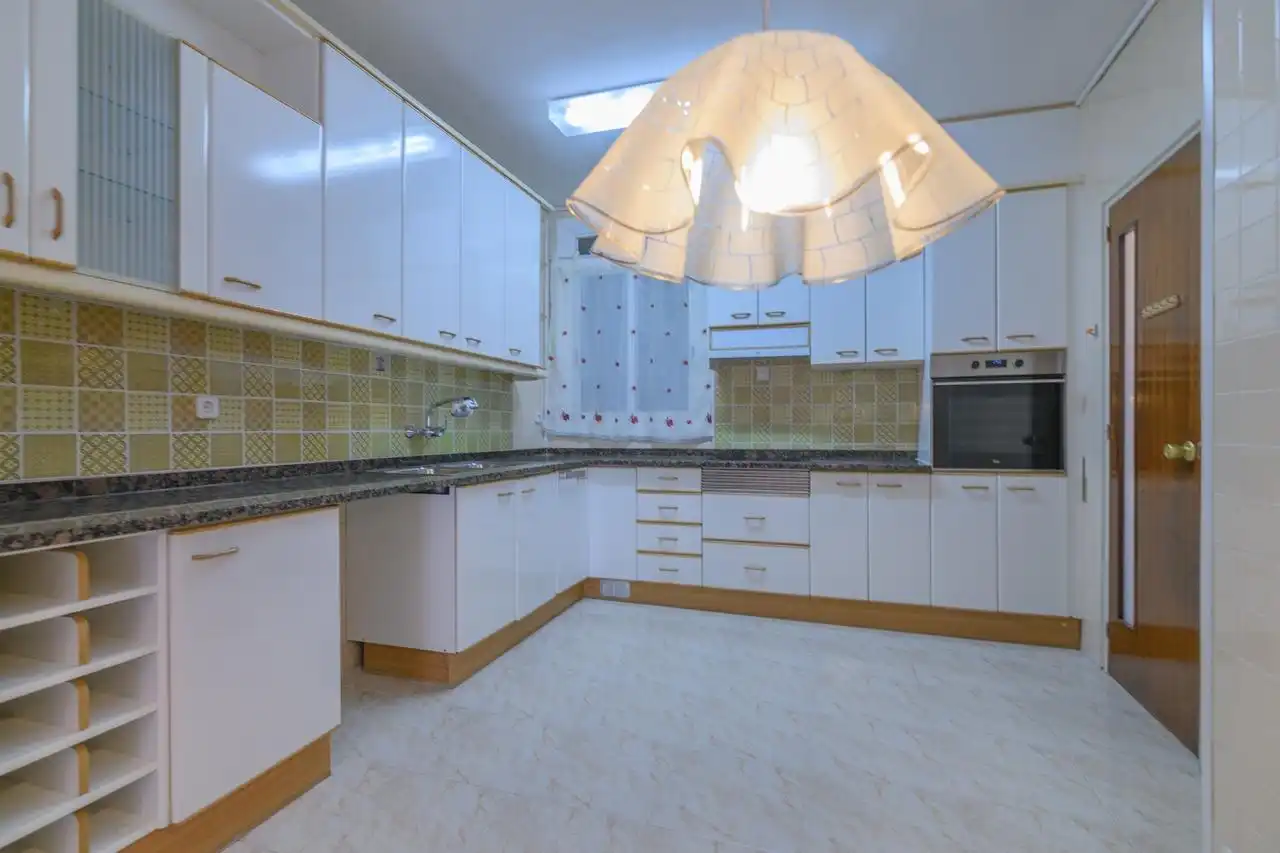 Cocina de Piso en venta en Barcelona con Calefacción y Parquet