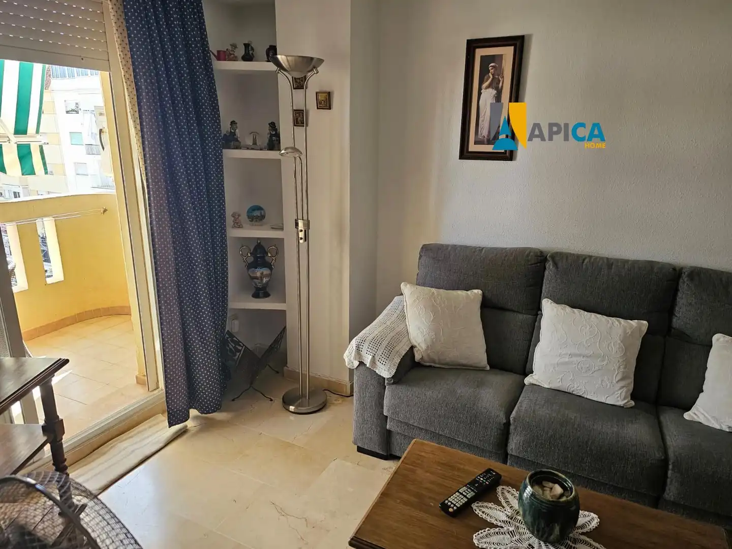 Sala de estar de Piso en venta en Manilva con Terraza y Alarma