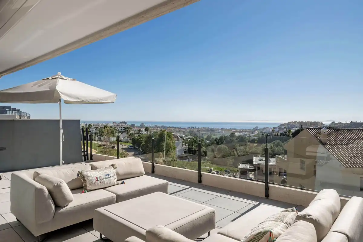 Penthouse with pool for sale in Selwo, imagen 35