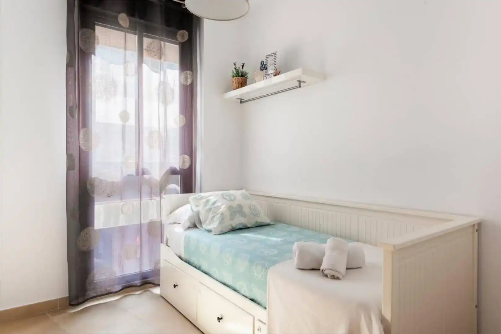 Schlafzimmer von Wohnung zur Miete in  Sevilla Capital mit Klimaanlage
