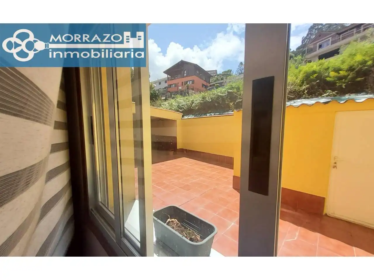 Vista exterior de Piso en venta en Bueu con Calefacción y Balcón