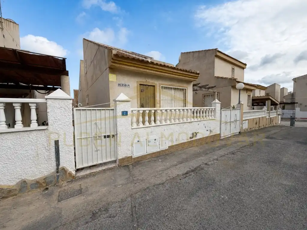 Maison mitoyenne à vendre à Calle La Arcadia 2