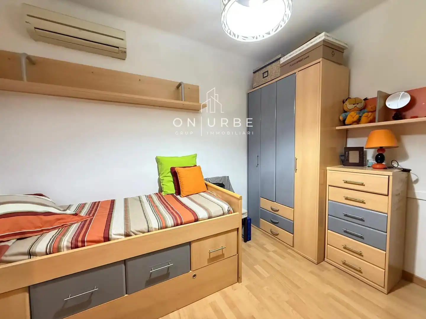 Bedroom of Flat for sale in Barcelona  with Air Conditioner and Terrace