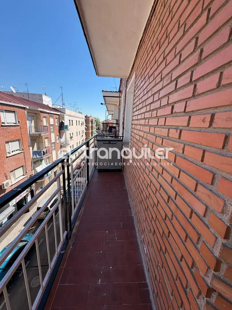 Terraza de Piso de alquiler en Madrid con Aire acondicionado, Terraza y Amueblado
