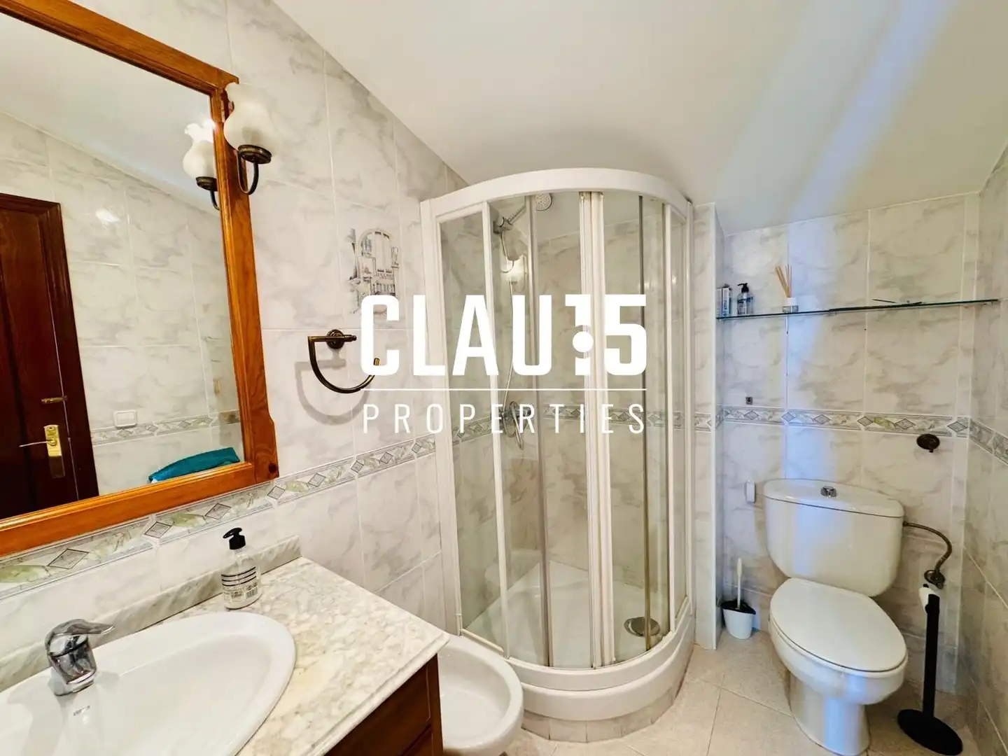 Badezimmer von Maisonette zum Verkauf in Blanes mit Klimaanlage, Heizung und Terrasse