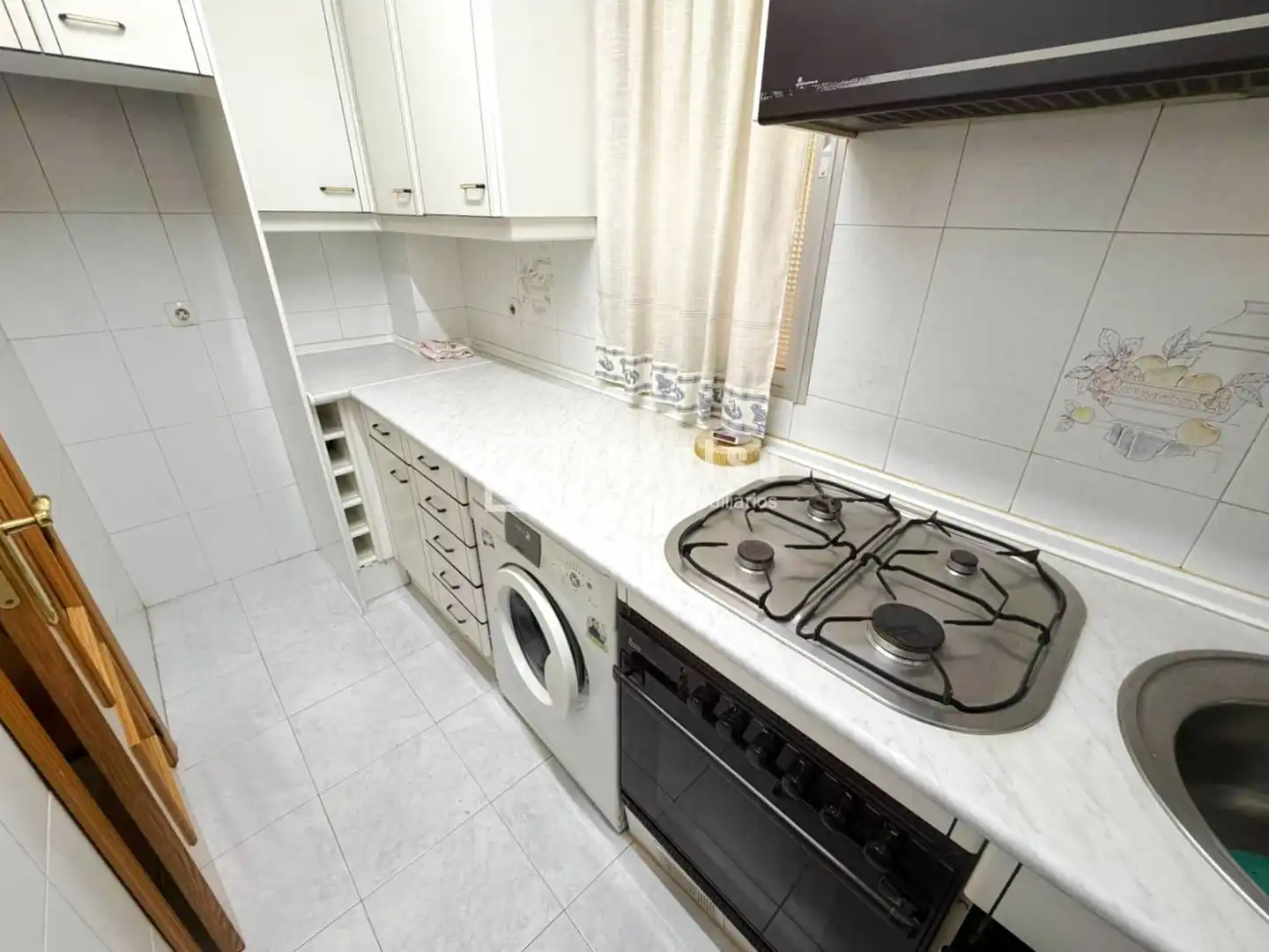 Kitchen of Flat for sale in Madrid  with Air Conditioner, Heating and Private garden
