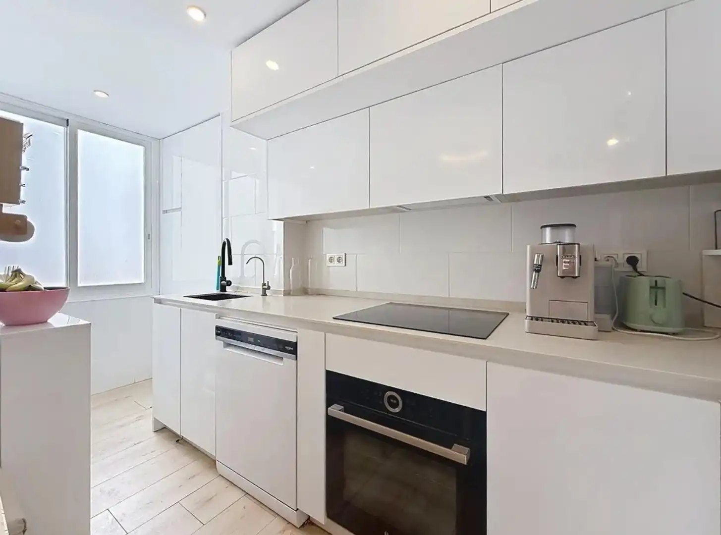 Cocina de Piso de alquiler en Málaga con Aire acondicionado, Terraza y Amueblado