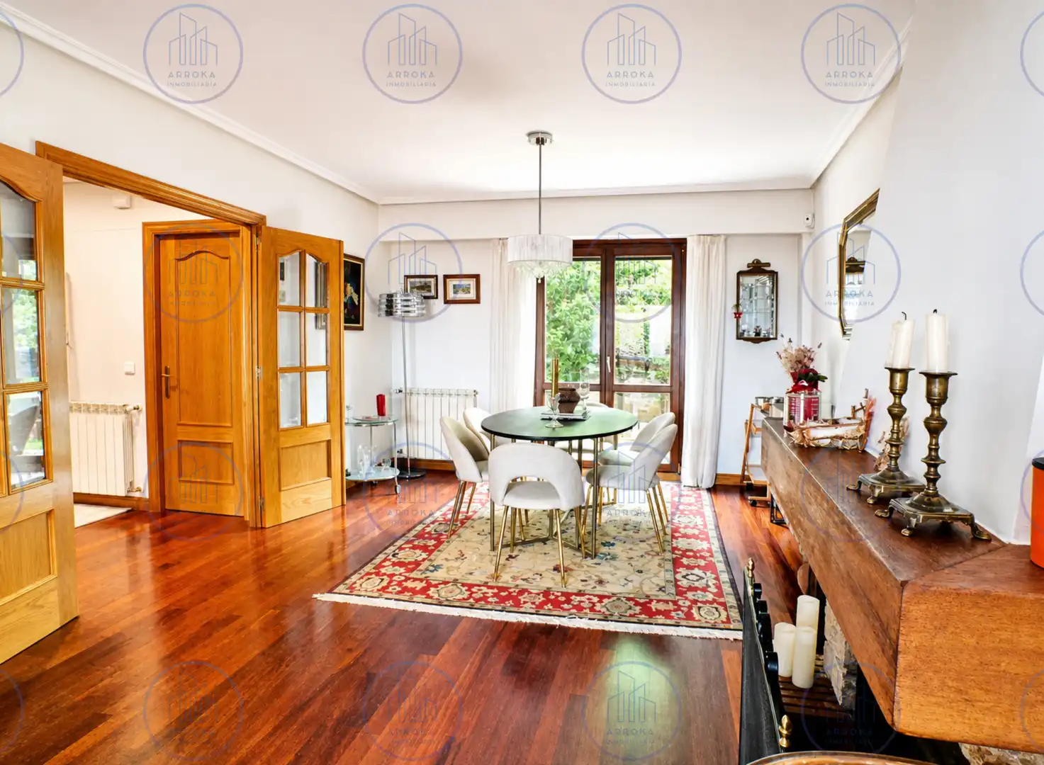 Comedor de Casa adosada en venta en Donostia - San Sebastián  con Calefacción, Jardín privado y Terraza