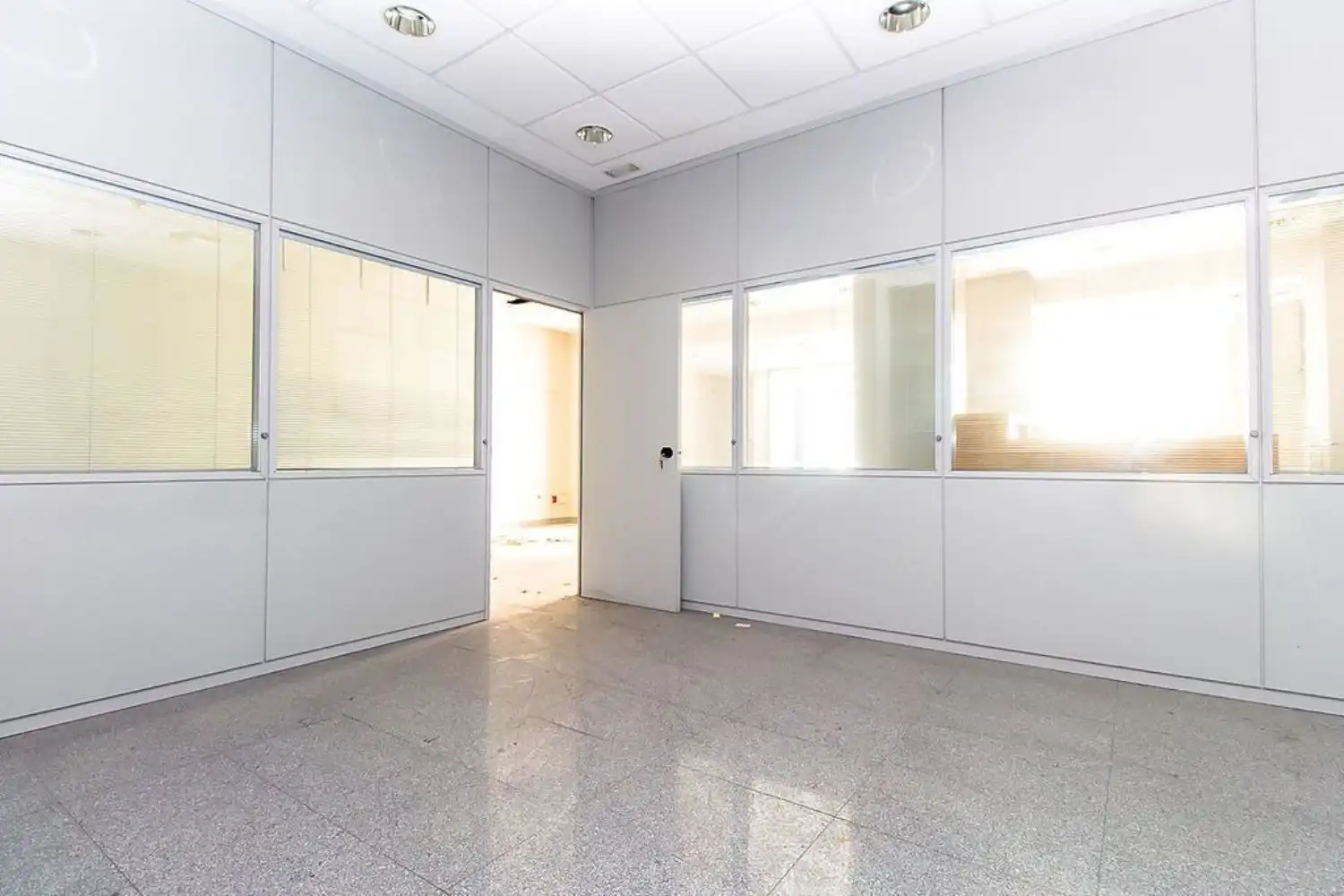 Commercial properties for sale in Ciudad Real  with Air Conditioner