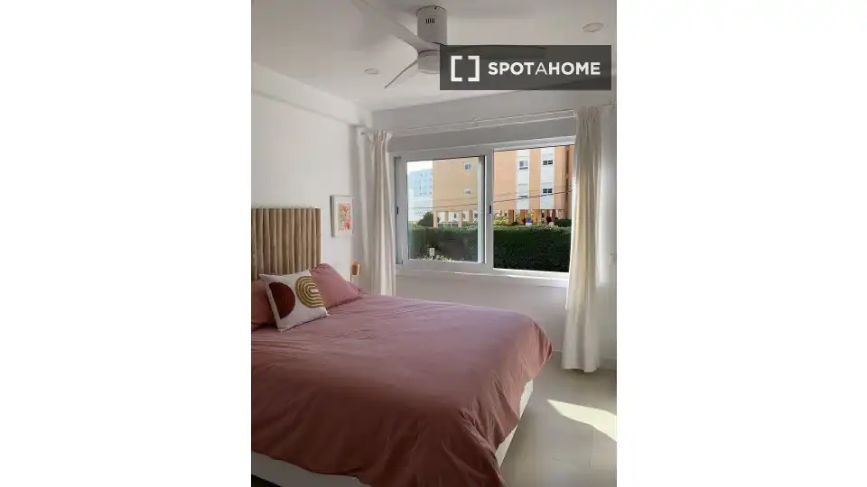 Habitación en La Carihuela - Los Nidos