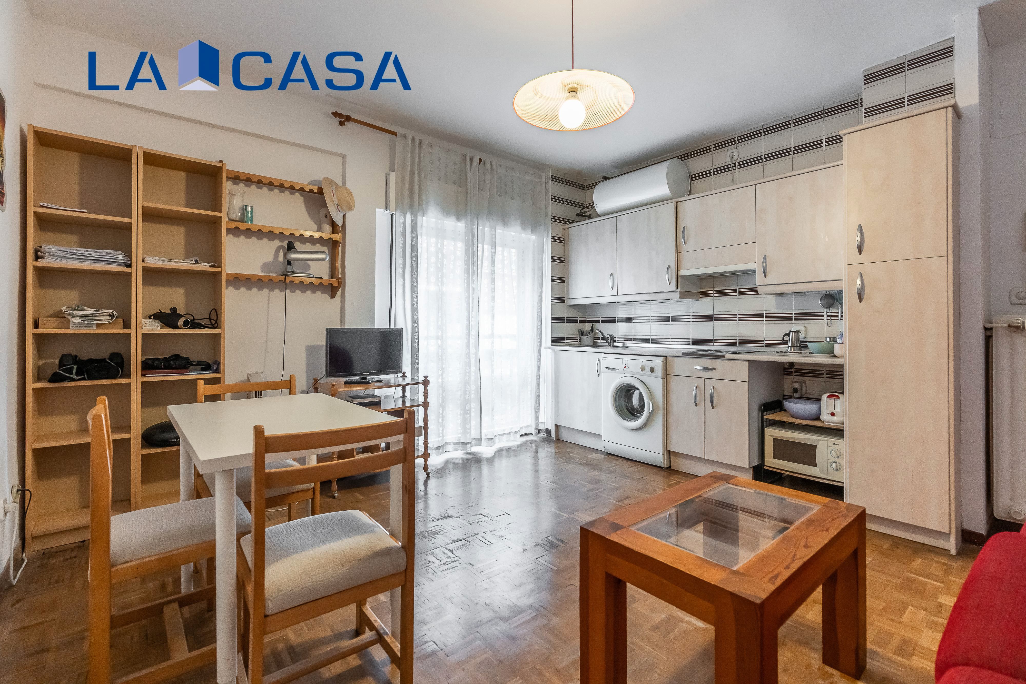 Piso en venta en Calle de Alonso del Barco, Palos de Moguer, Arganzuela