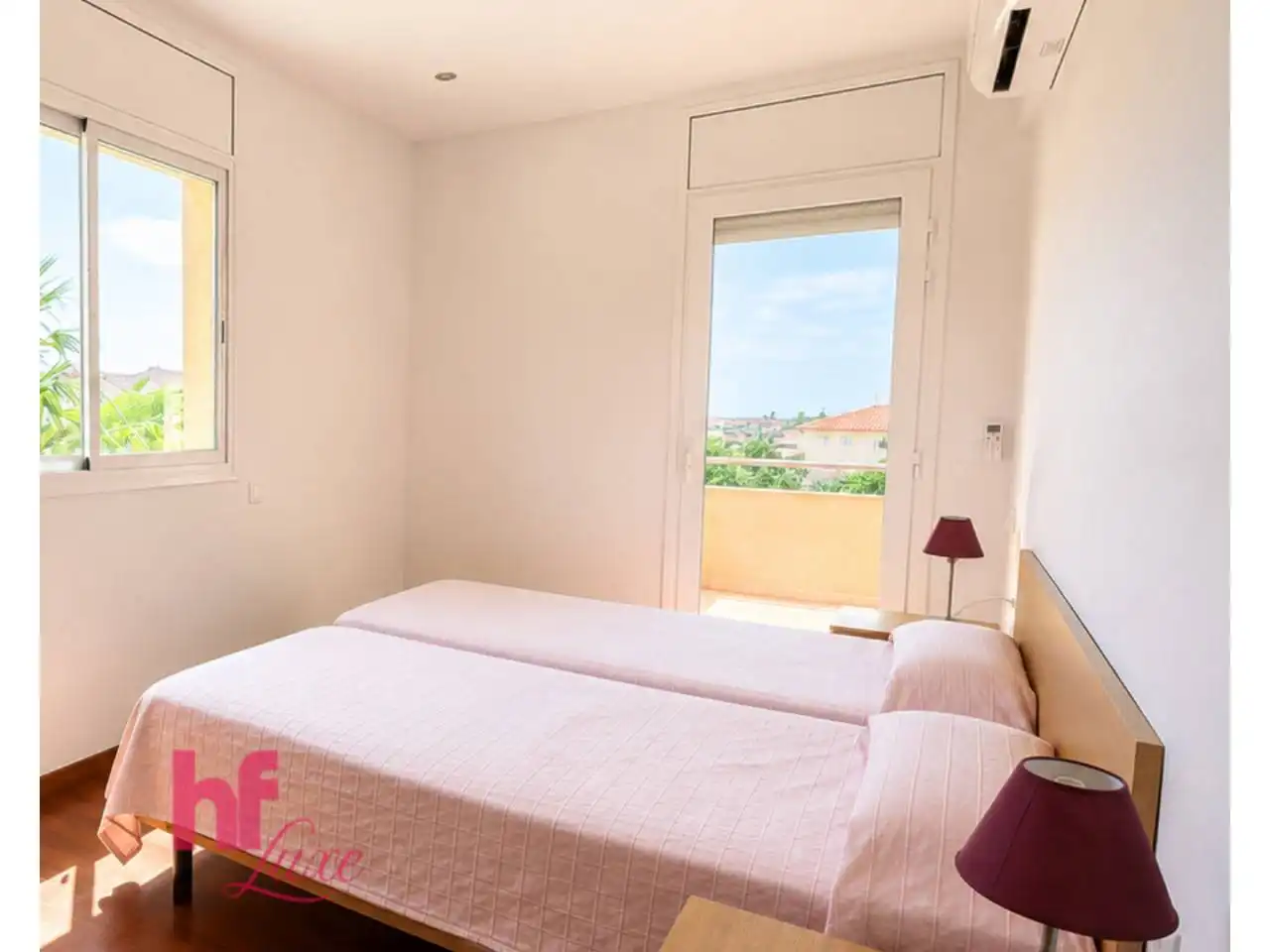 Dormitori de Casa o xalet en venda en Cubelles amb Aire condicionat, Calefacció i Jardí privat