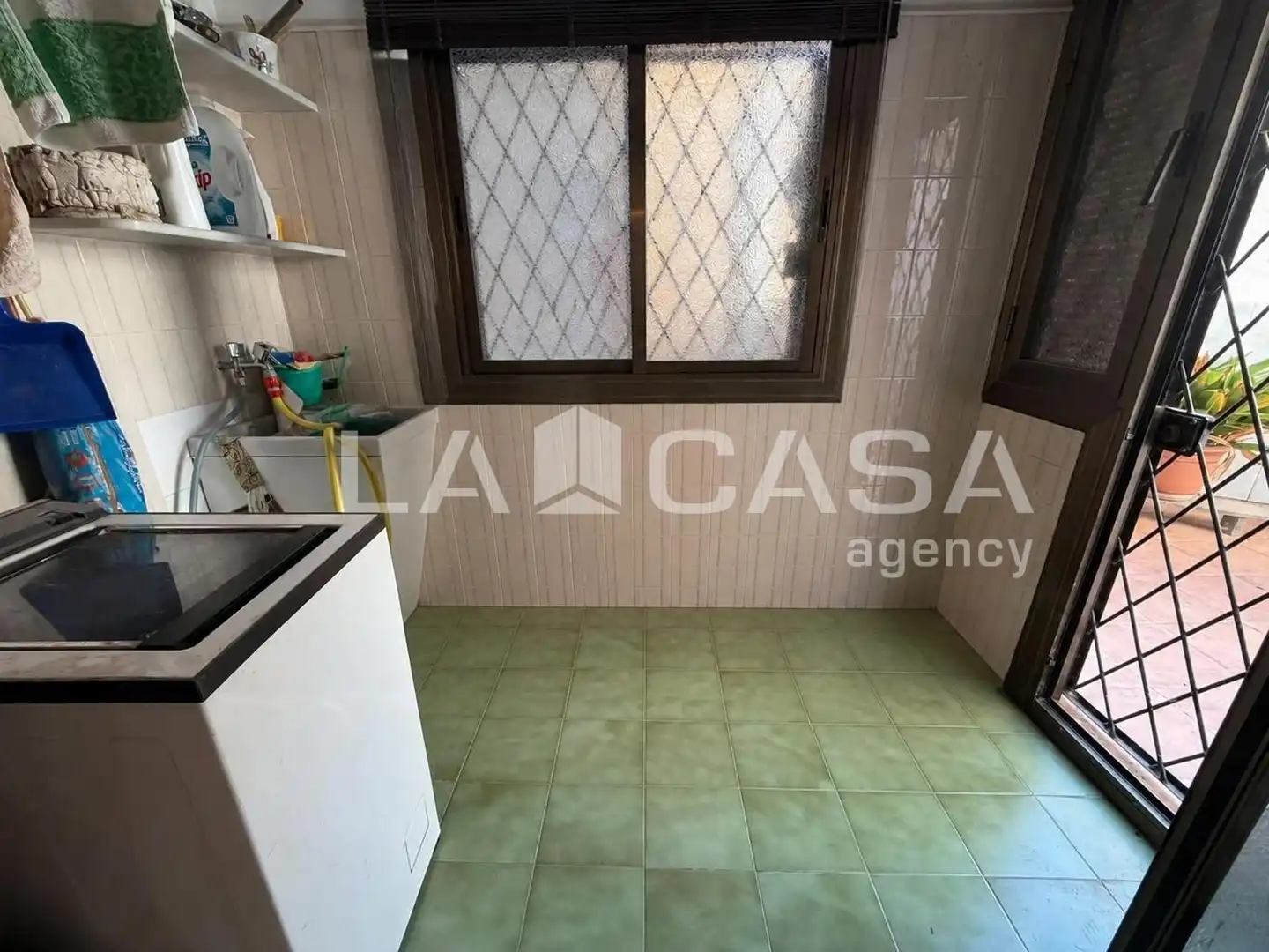 Flat for sale in Santa Coloma de Gramenet  with Heating, Storage room and Balcony