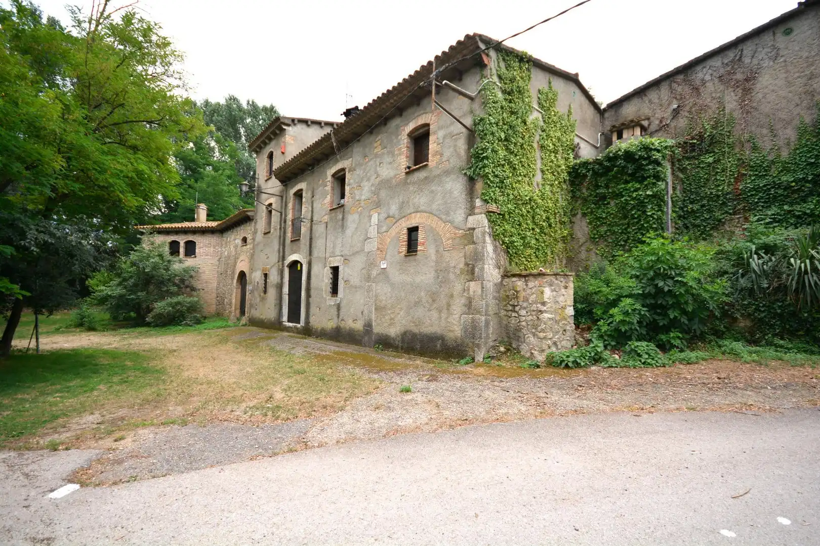 Vista exterior de Finca rústica en venta en Borrassà con Aire acondicionado, Calefacción y Jardín privado