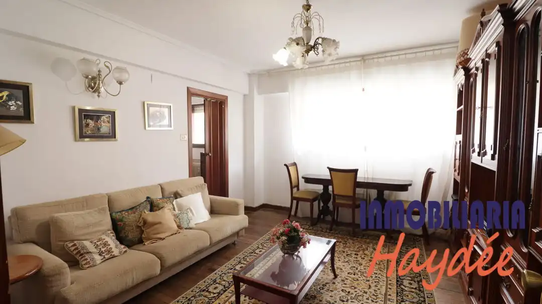Living room of Flat for sale in Getxo   with Heating, Private garden and Storage room