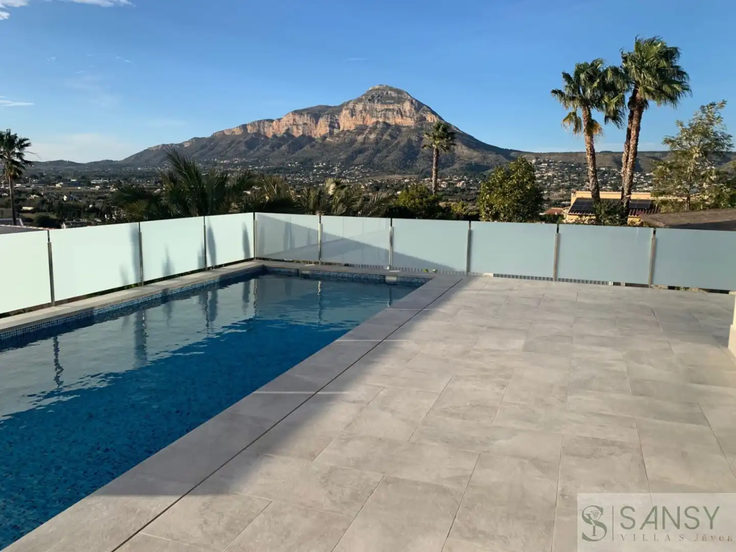 Swimming pool of Houses for sale in Jávea / Xàbia  with Air Conditioner, Heating and Storage room