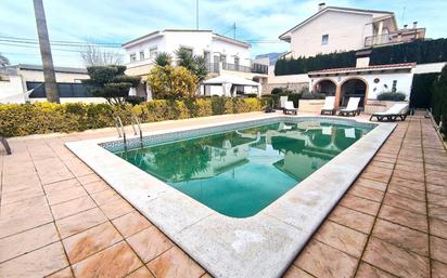 Piscina de Casa o xalet en venda en Petrer amb Piscina i Balcó