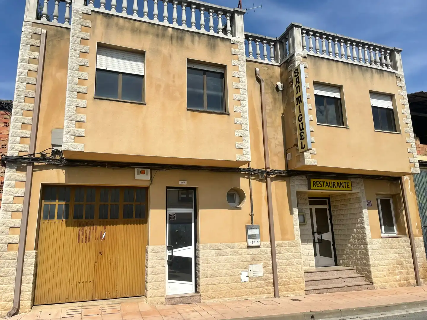 Edifici en venda en Andosilla amb Alarma