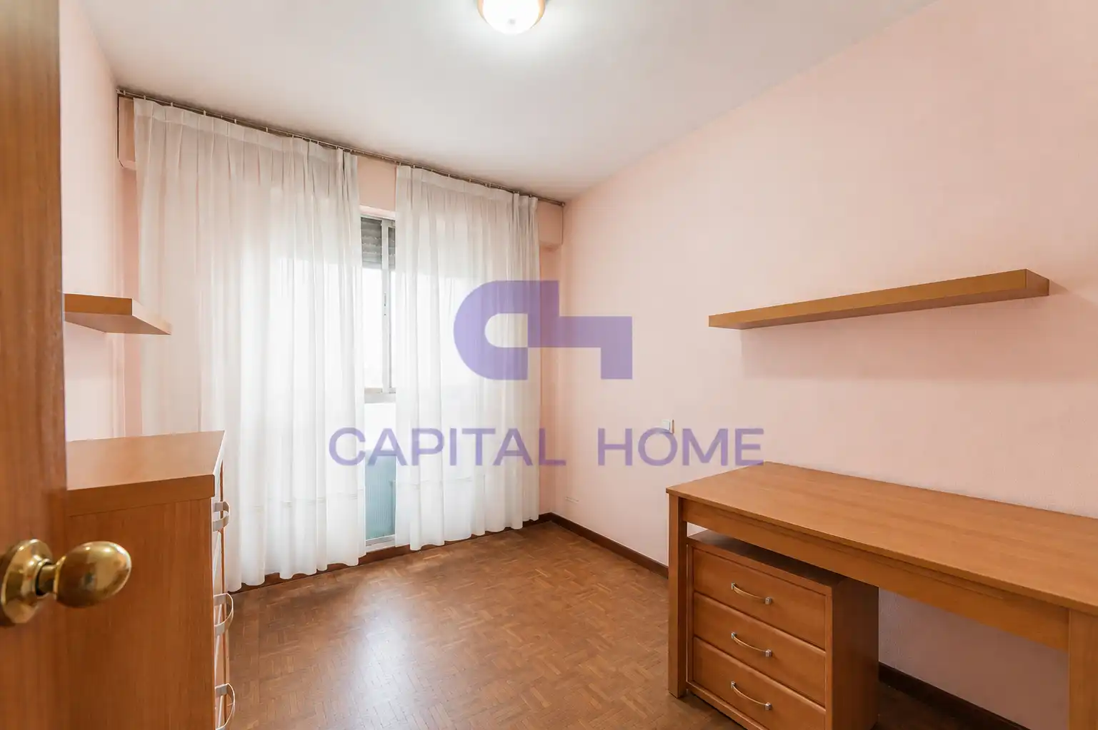 Habitación de Piso en venta en Fuenlabrada con Terraza, Amueblado y Horno