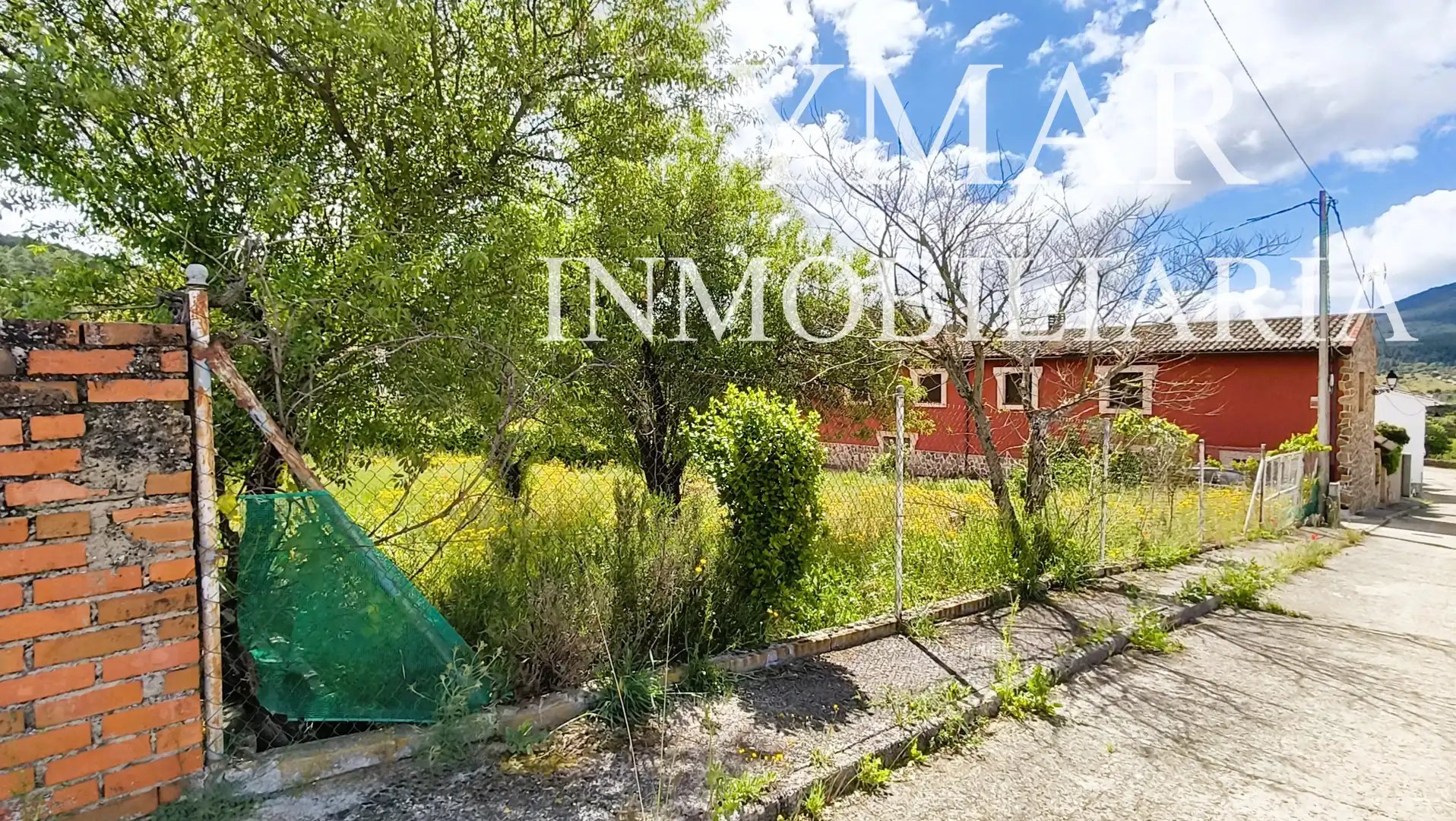 Vista exterior de Casa o chalet en venta en Robledo del Mazo con Calefacción y Amueblado