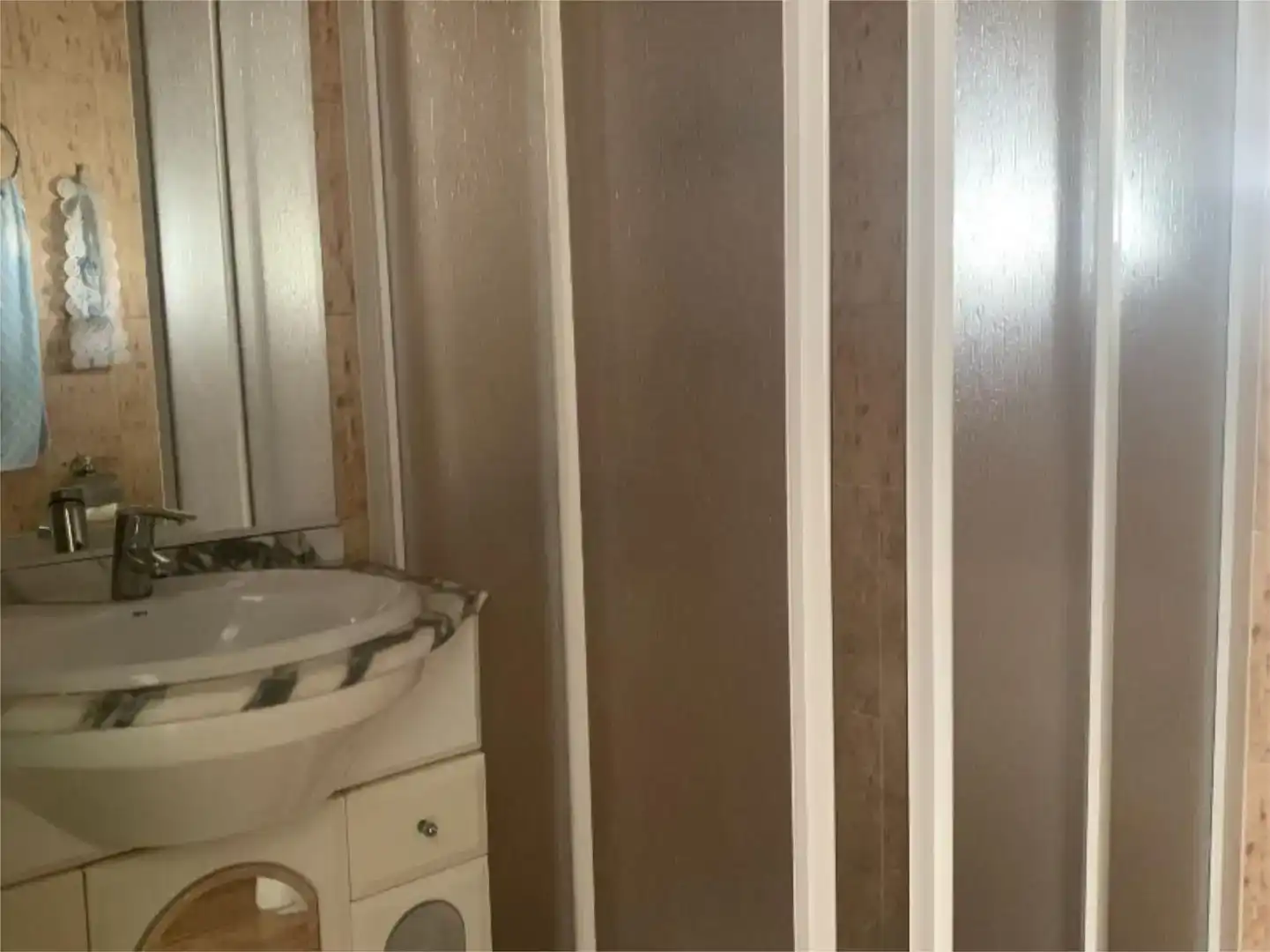 Baño de Casa adosada en venta en Monreal del Llano con Amueblado