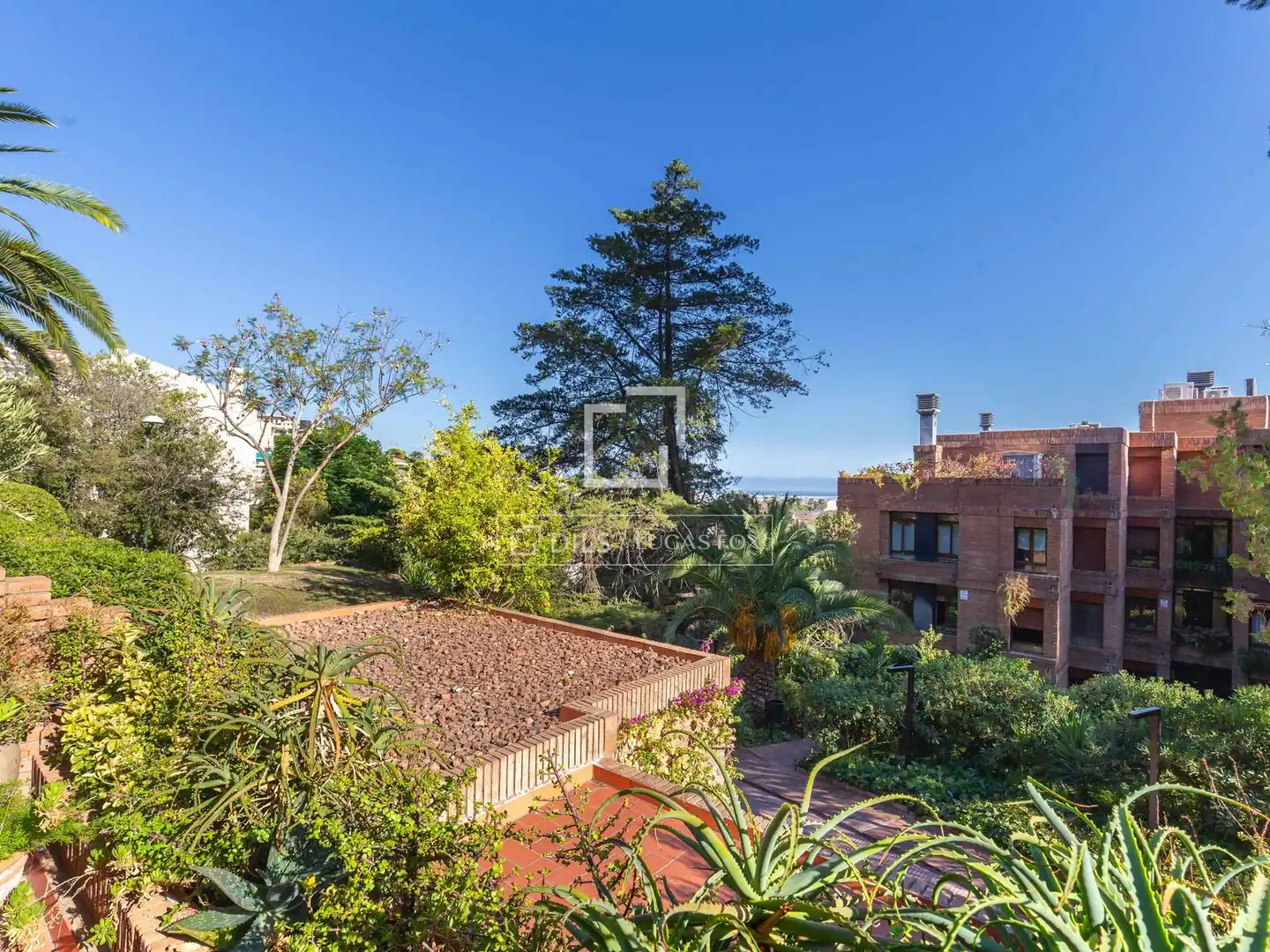 Garden of Flat for sale in Centre  