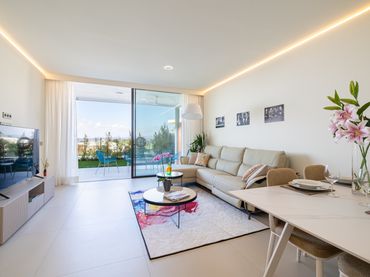 Piso con piscina en alquiler en Avenida Fuengirola 5
