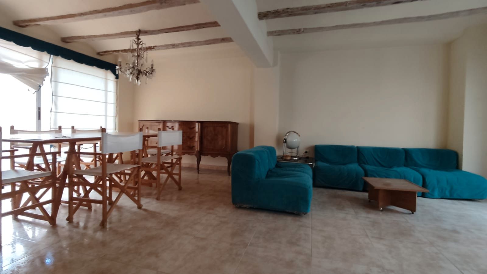 Sala d'estar de Casa adosada en venda en Yátova amb Terrassa i Traster