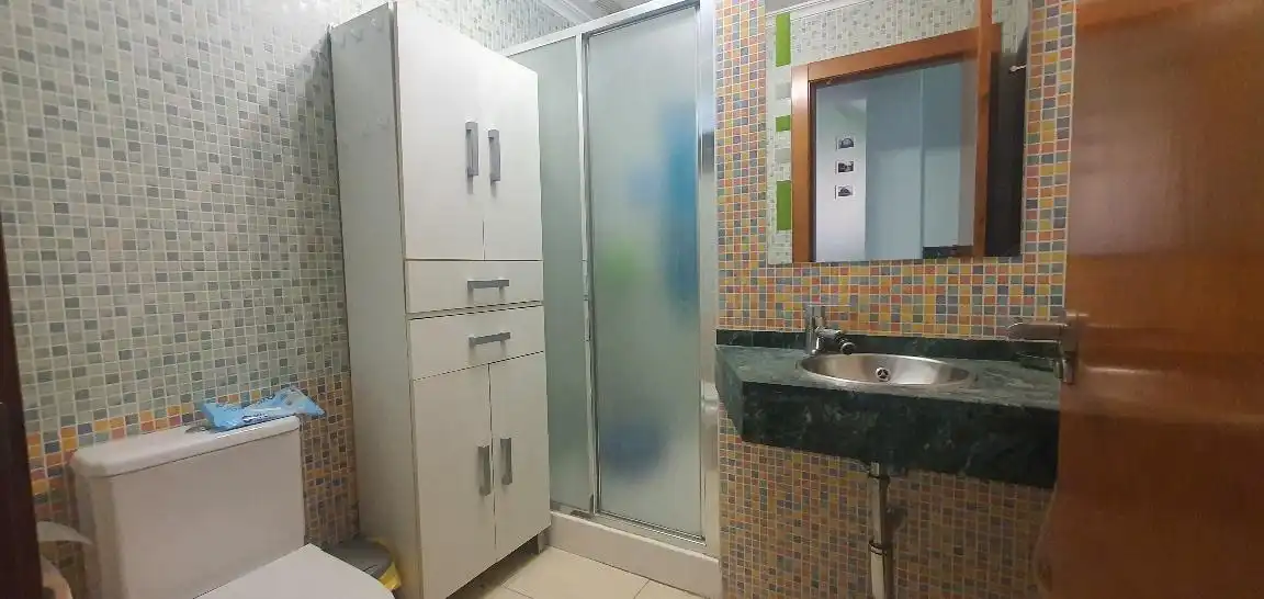 Bany de Casa adosada en venda en Hellín amb Aire condicionat, Calefacció i Parquet