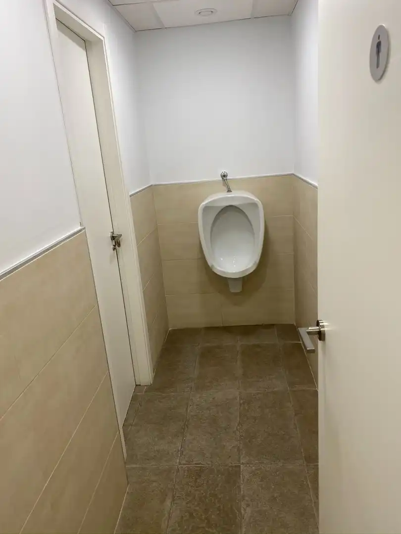 Bureau avec ascenseur à vendre à trinidad grund, imagen 40