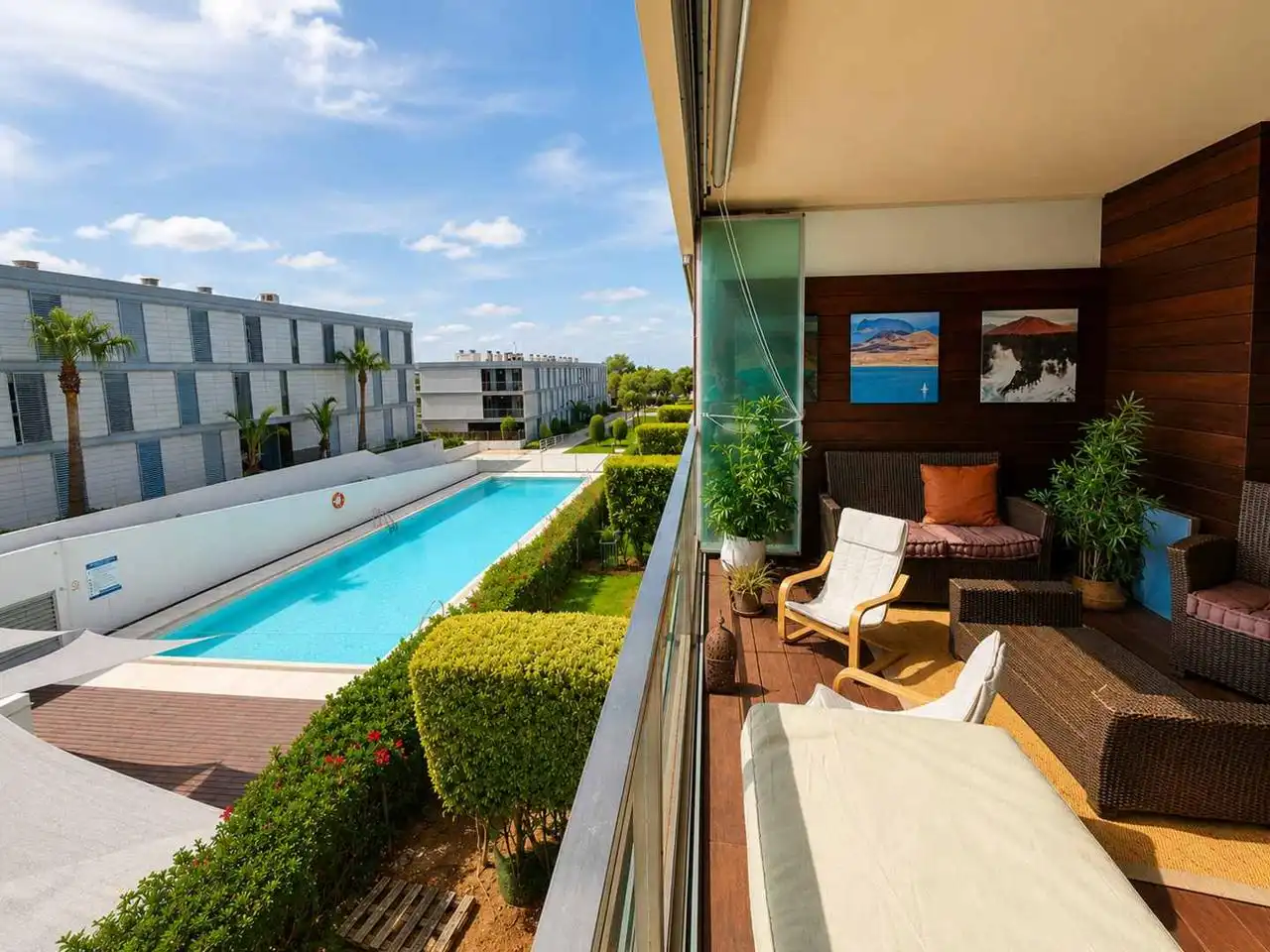 Terrasse von Wohnungen zum Verkauf in Manilva mit Klimaanlage, Heizung und Terrasse