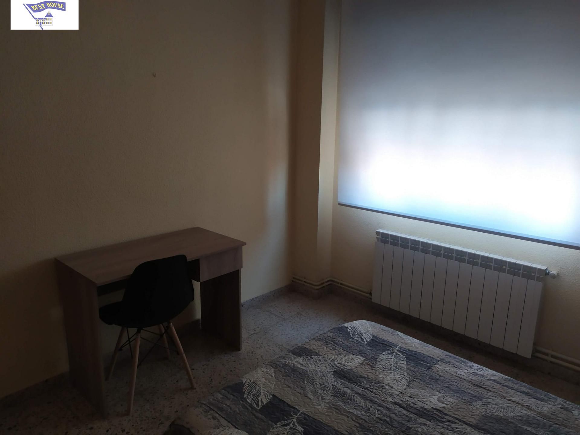 Flat to rent in Hospital