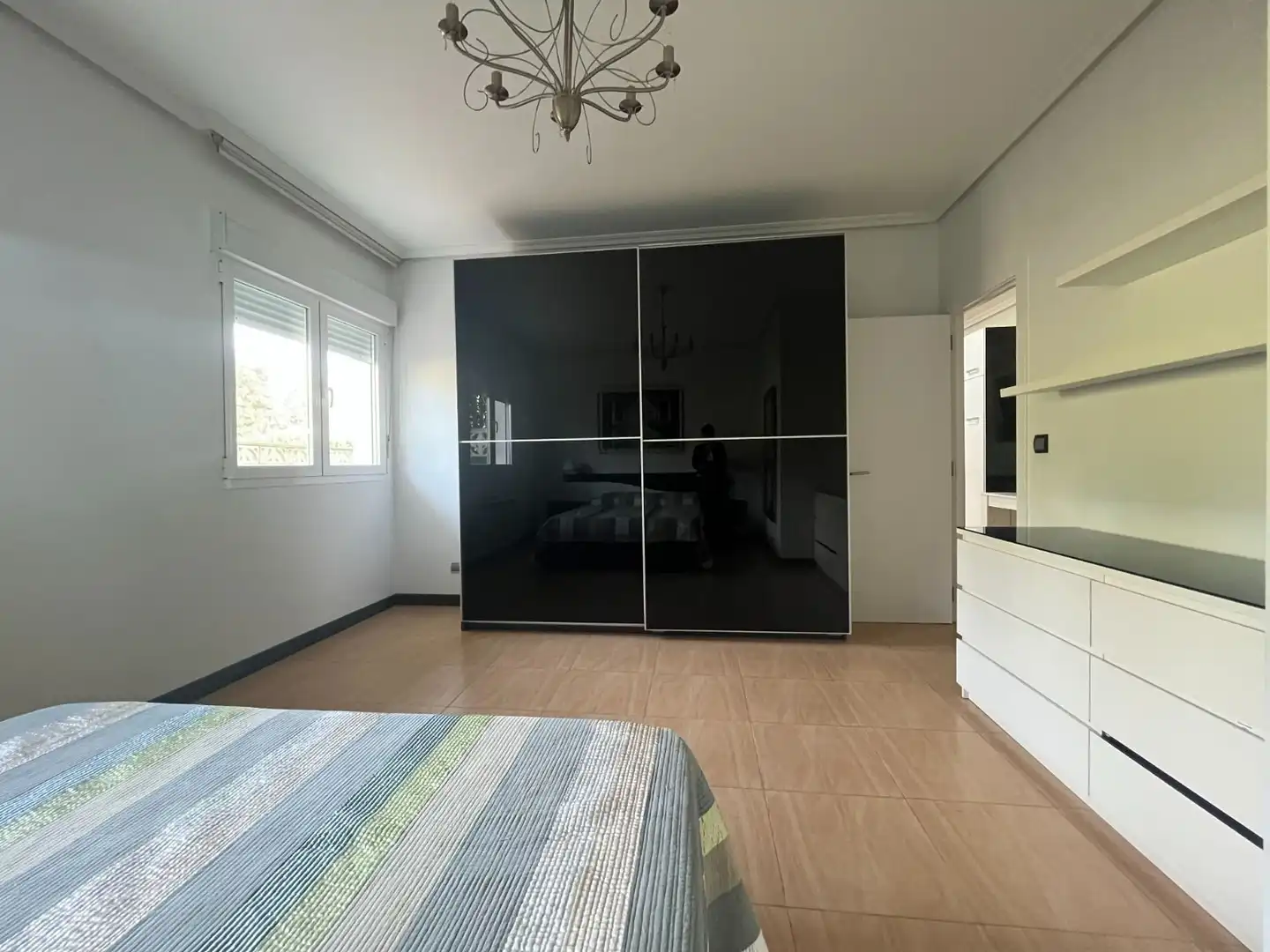Habitación de Casa o chalet en venta en Castro-Urdiales con Calefacción, Terraza y Trastero